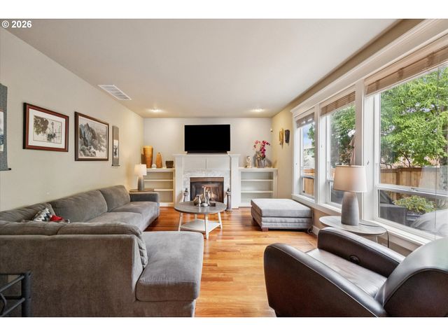 16173 Sw BRAY Ln, Portland, OR 97224