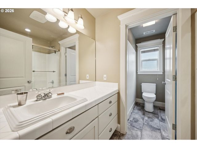 16173 Sw BRAY Ln, Portland, OR 97224