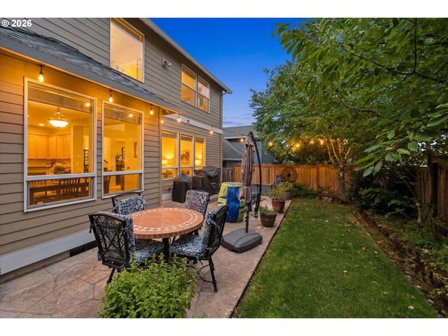 16173 Sw BRAY Ln, Portland, OR 97224