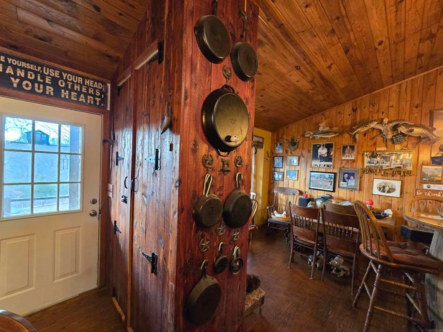 367 Bent Oak LN, Midway, AR 72651