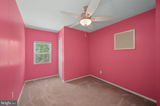 203 FOX LN, Williamstown, NJ 08094