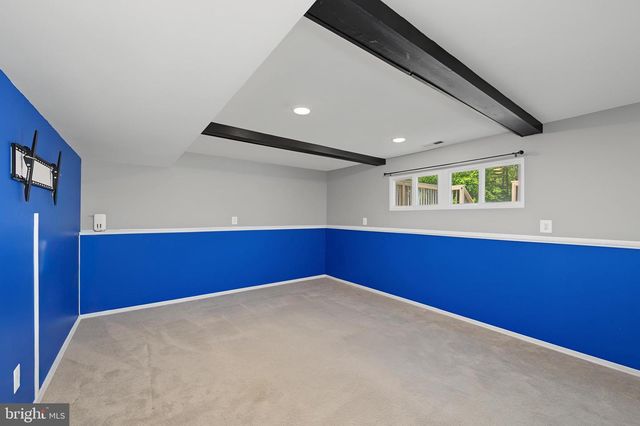 203 FOX LN, Williamstown, NJ 08094