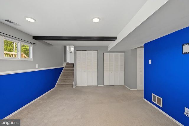 203 FOX LN, Williamstown, NJ 08094