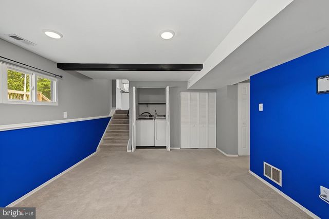 203 FOX LN, Williamstown, NJ 08094
