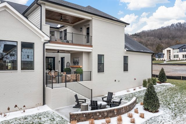 516 Jenna Ln, Arrington, TN 37014