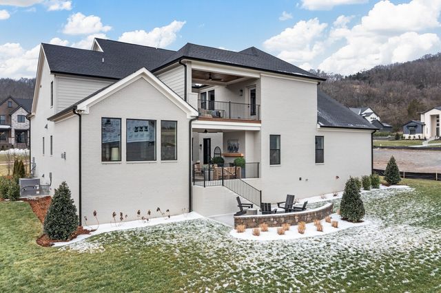 516 Jenna Ln, Arrington, TN 37014