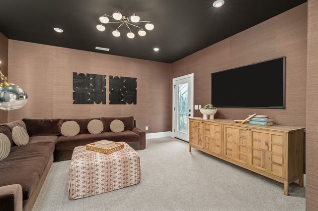 516 Jenna Ln, Arrington, TN 37014