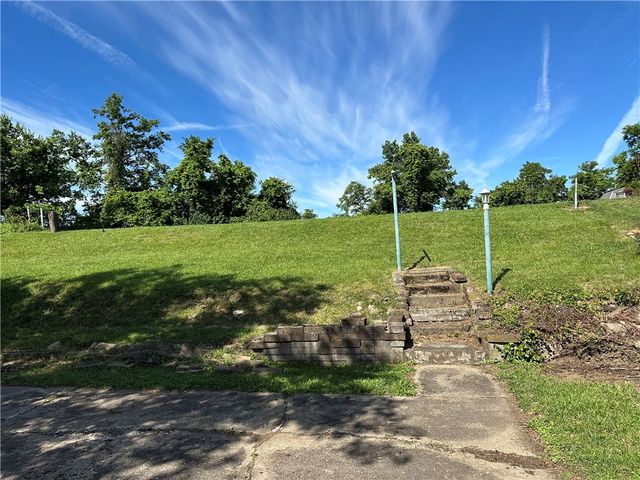 1311 Athalia Avenue, Monessen, PA 15062