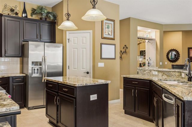 5306 REFLECTIONS BOULEVARD, Lutz, FL 33558
