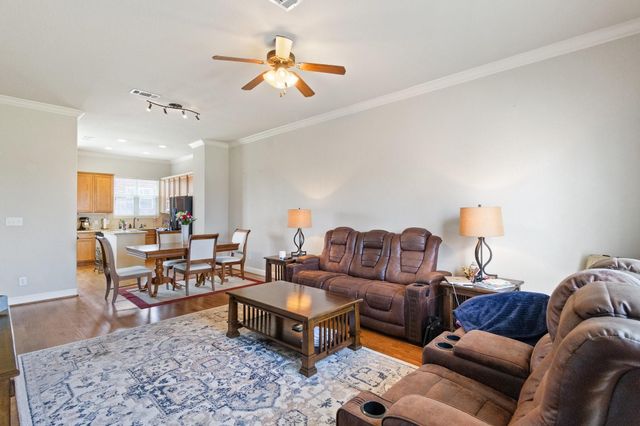 620 Cathedral Square, Beaumont, TX 77701