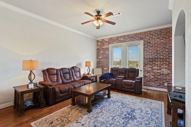 620 Cathedral Square, Beaumont, TX 77701