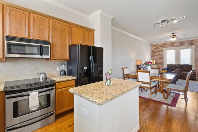 620 Cathedral Square, Beaumont, TX 77701