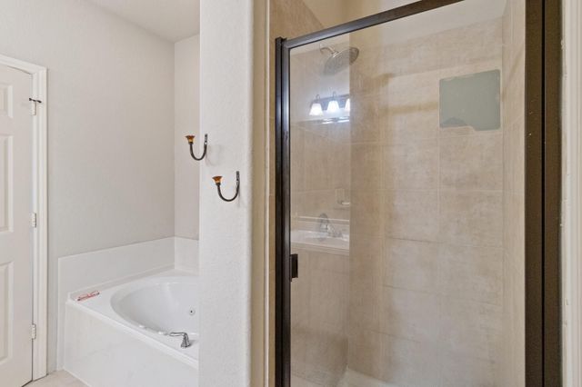 620 Cathedral Square, Beaumont, TX 77701