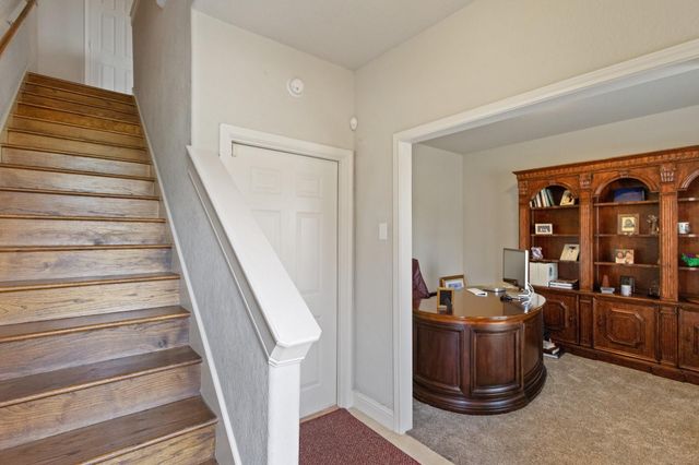 620 Cathedral Square, Beaumont, TX 77701