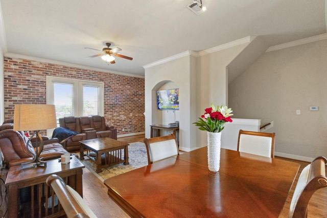 620 Cathedral Square, Beaumont, TX 77701