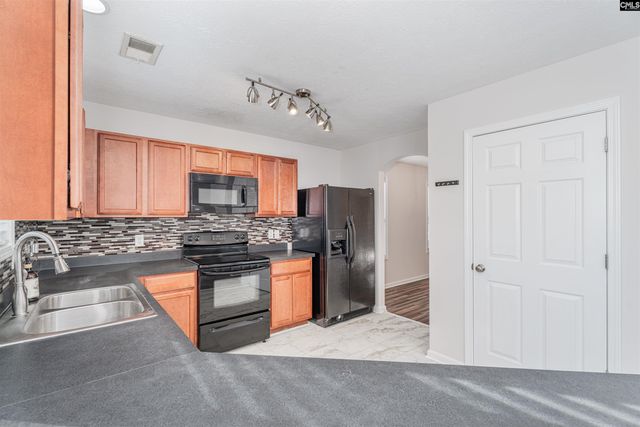 218 Meades Court, Lexington, SC 29073