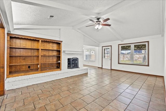 1506 Parkway Drive, Alvin, TX 77511