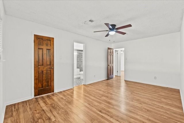 1506 Parkway Drive, Alvin, TX 77511