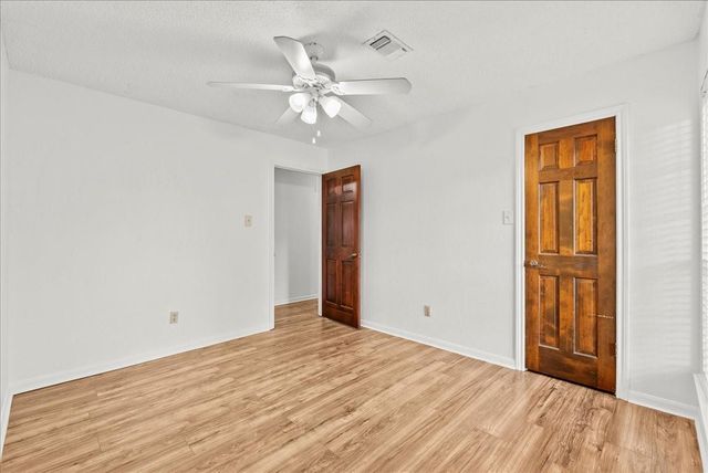 1506 Parkway Drive, Alvin, TX 77511