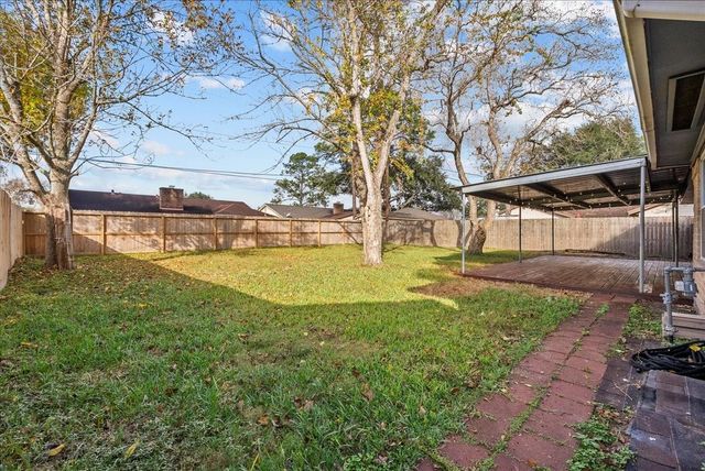 1506 Parkway Drive, Alvin, TX 77511