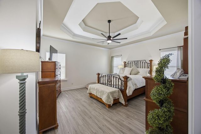 8910 Seven Lakes Drive, Ooltewah, TN 37363