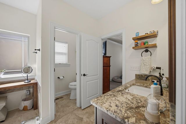 8910 Seven Lakes Drive, Ooltewah, TN 37363