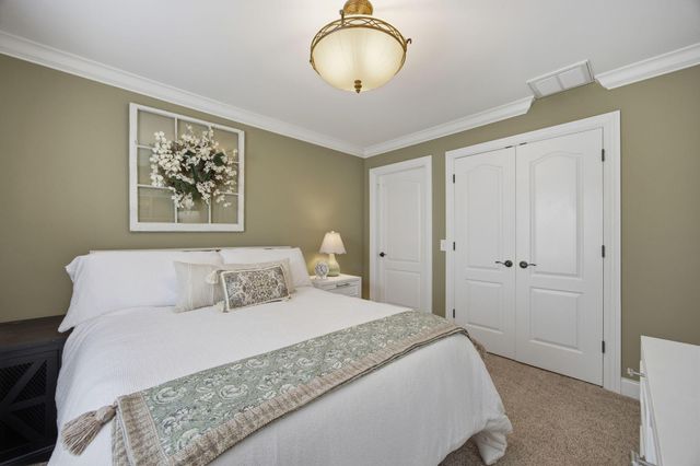 8910 Seven Lakes Drive, Ooltewah, TN 37363