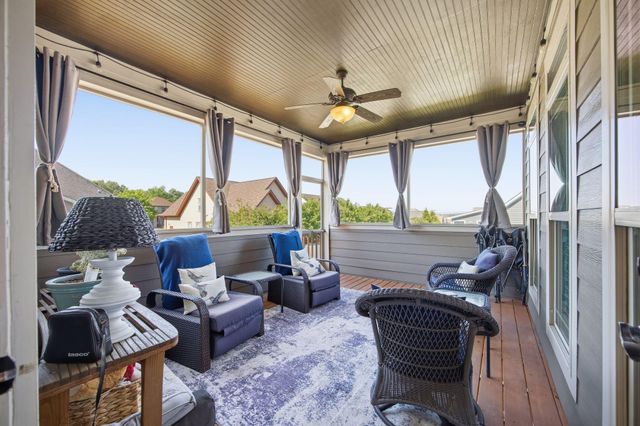 8910 Seven Lakes Drive, Ooltewah, TN 37363