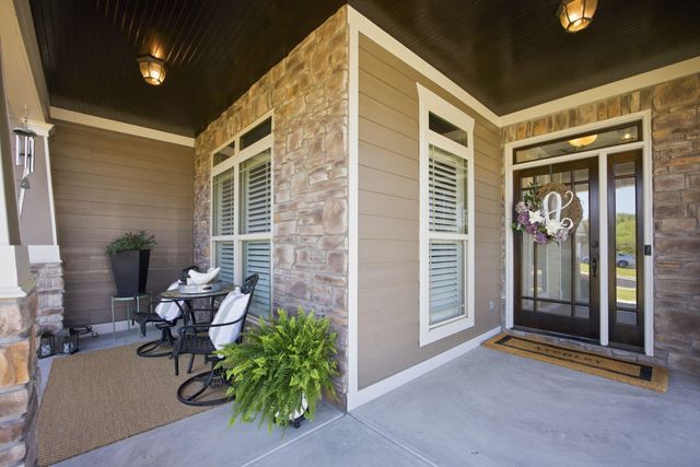 8910 Seven Lakes Drive, Ooltewah, TN 37363