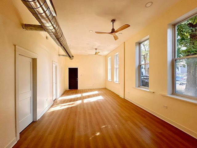 2057 W Roscoe Street 1R, Chicago, IL 60618