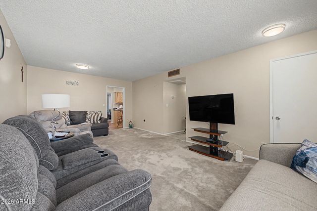 14046 N NEWCASTLE Drive, Sun City, AZ 85351