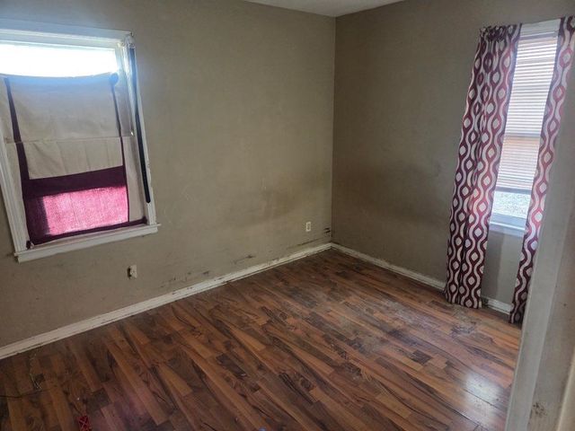 3040 S EDGEWARE RD, Memphis, TN 38118