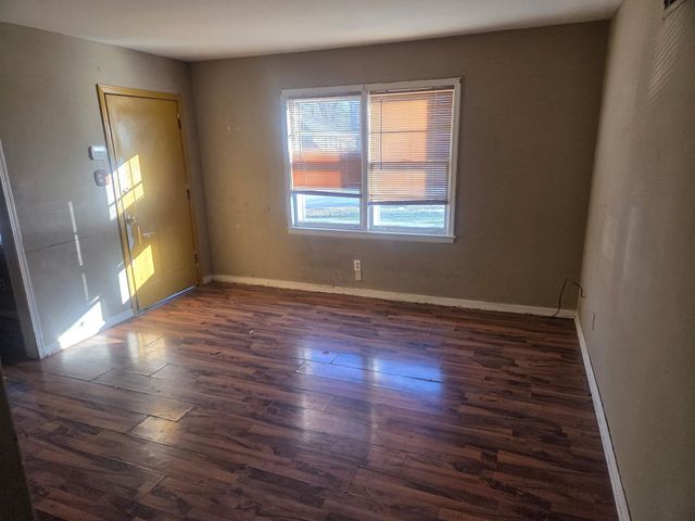 3040 S EDGEWARE RD, Memphis, TN 38118