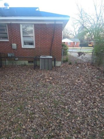 3040 S EDGEWARE RD, Memphis, TN 38118