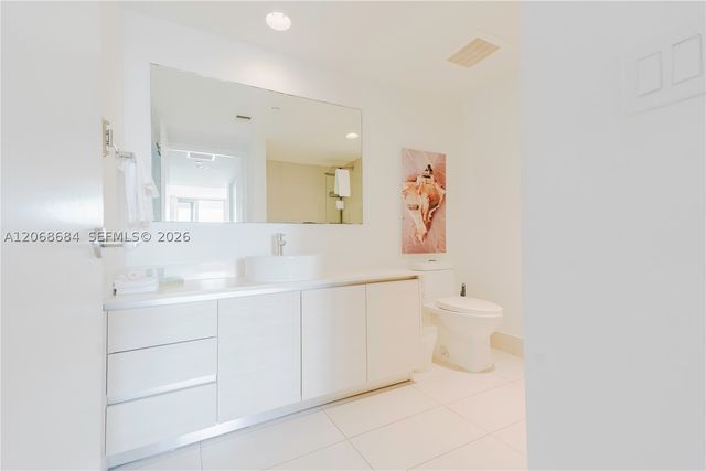 2602 E Hallandale Beach Blvd R707, Hallandale Beach, FL 33009