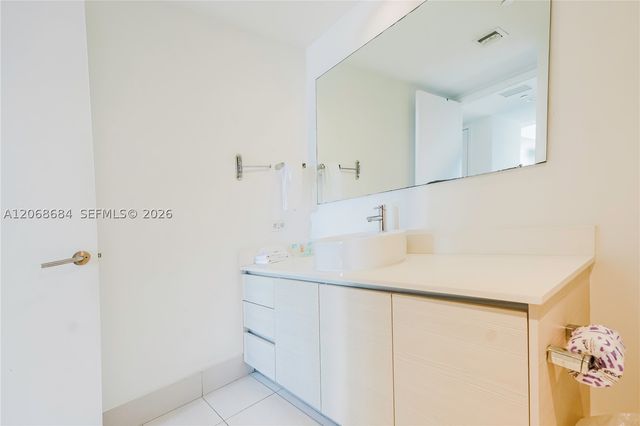 2602 E Hallandale Beach Blvd R707, Hallandale Beach, FL 33009