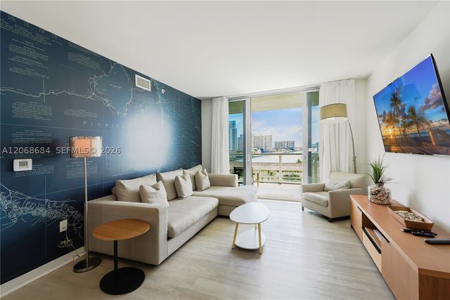 2602 E Hallandale Beach Blvd R707, Hallandale Beach, FL 33009