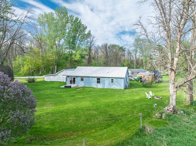 100 Christopher Road, Alburgh, VT 05440