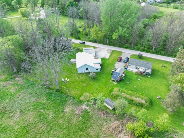 100 Christopher Road, Alburgh, VT 05440