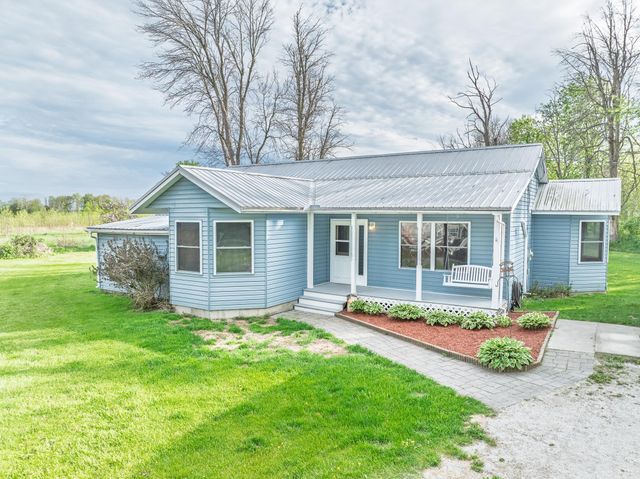 100 Christopher Road, Alburgh, VT 05440