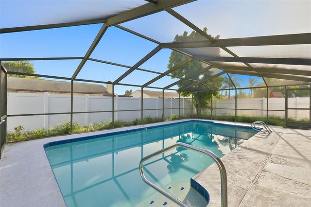 8433 SOMERSET DRIVE, Largo, FL 33773