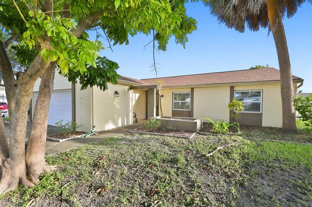 8433 SOMERSET DRIVE, Largo, FL 33773