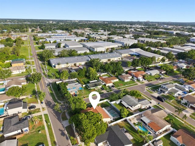8433 SOMERSET DRIVE, Largo, FL 33773