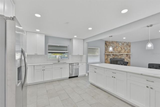 8433 SOMERSET DRIVE, Largo, FL 33773