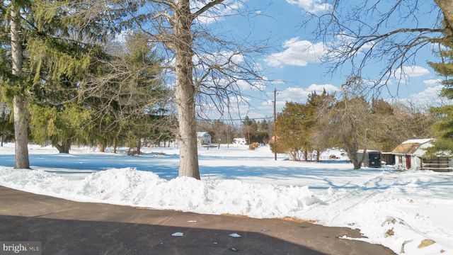 1211 OLD SCHUYLKILL RD, Pottstown, PA 19465