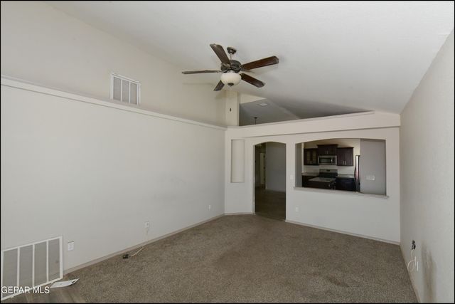 11636 Flor Achillea, Socorro, TX 79927