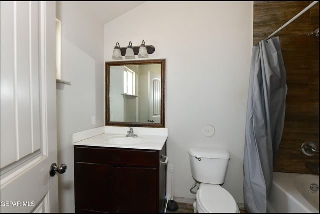 11636 Flor Achillea, Socorro, TX 79927
