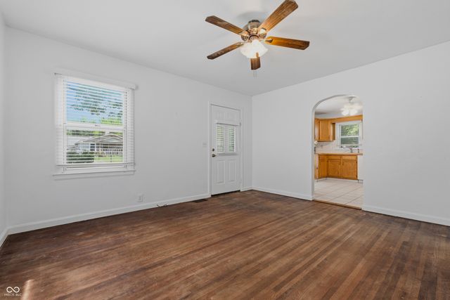8225 E 47th Street, Indianapolis, IN 46226