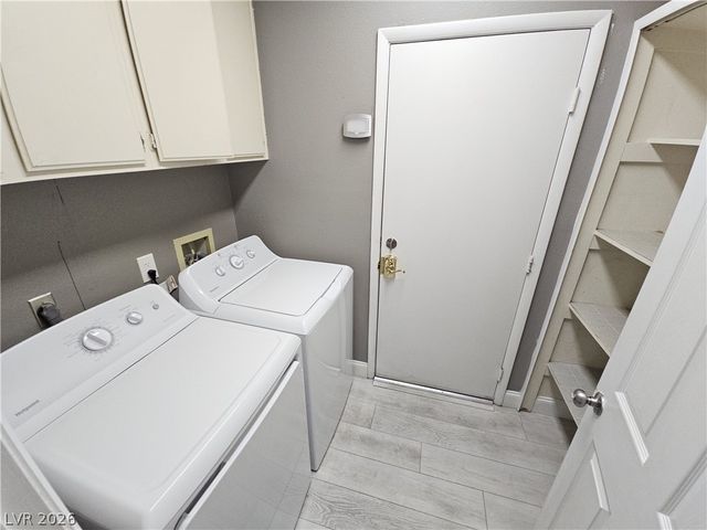 676 Cervantes Drive, Henderson, NV 89014