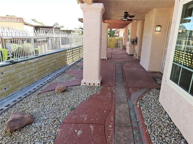 676 Cervantes Drive, Henderson, NV 89014